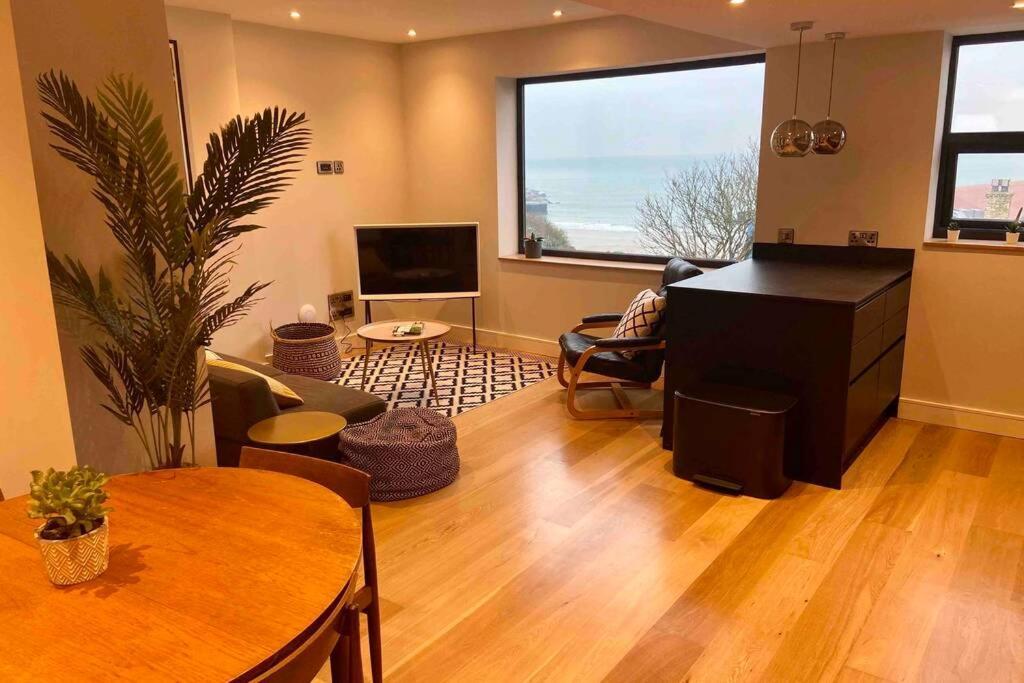 New Quay Beachside Apartment In The Centre Of Town מראה חיצוני תמונה